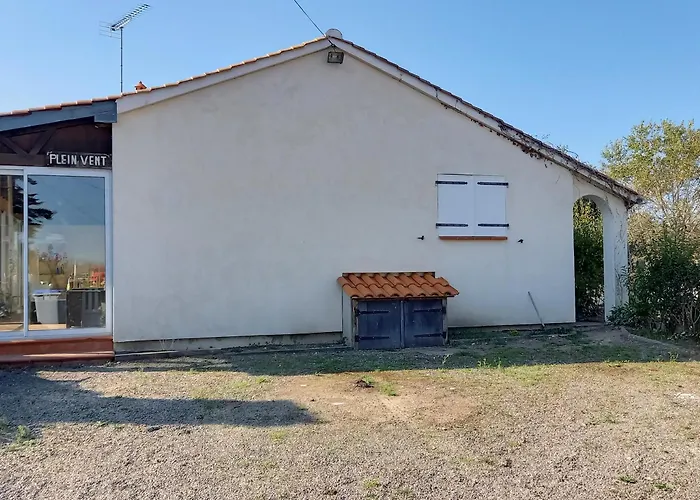 Hébergement de vacances - Maison De 8 Pers - 4 - Animaux Admis - Parking - Fr-1-540-175