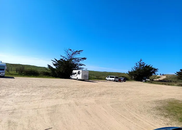 Hébergement de vacances - Maison De 8 Pers - 4 - Animaux Admis - Parking - Fr-1-540-175